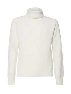 Chunky Wool Turtleneck Sweater in White