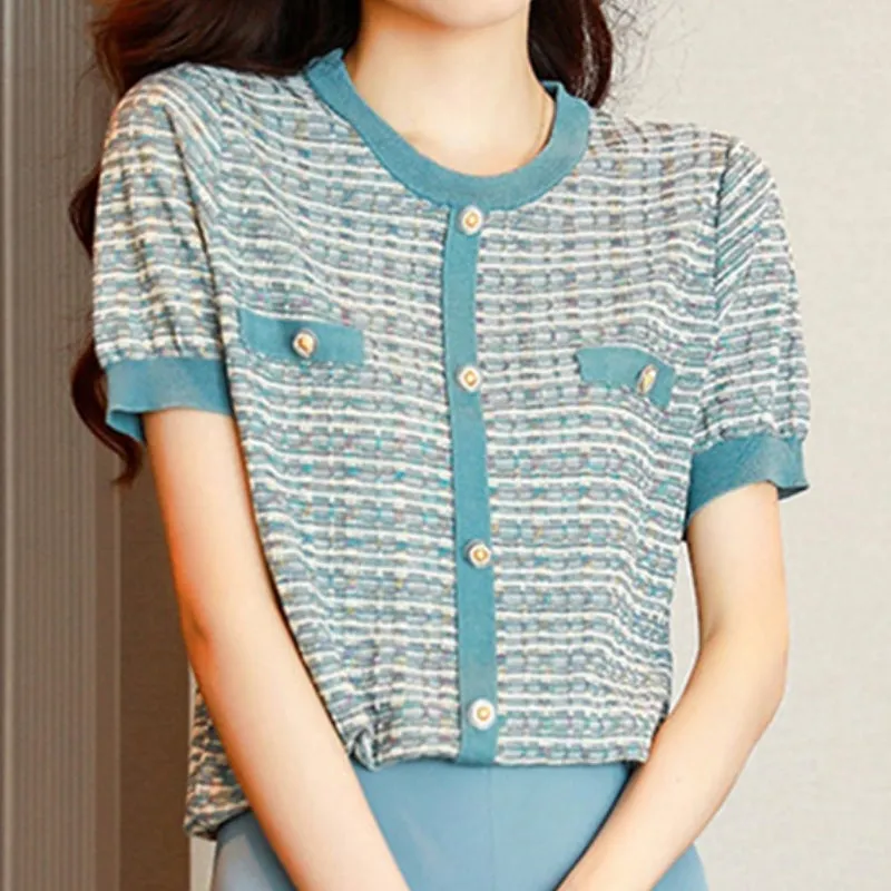 Trendy Stripe Pattern Knitted Tops